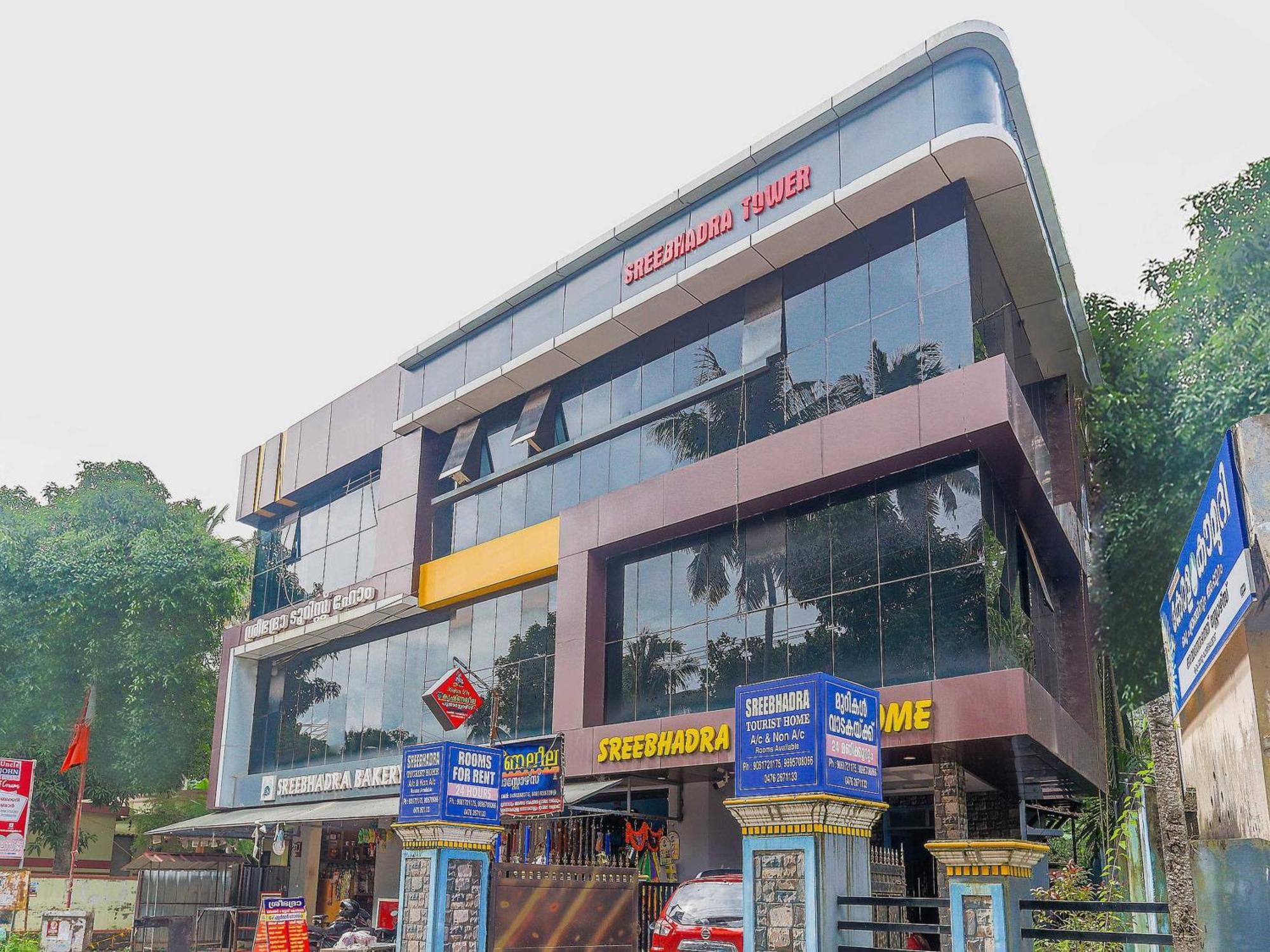 Hotel O Sree Bhadra Tourist Home Kollam Ngoại thất bức ảnh