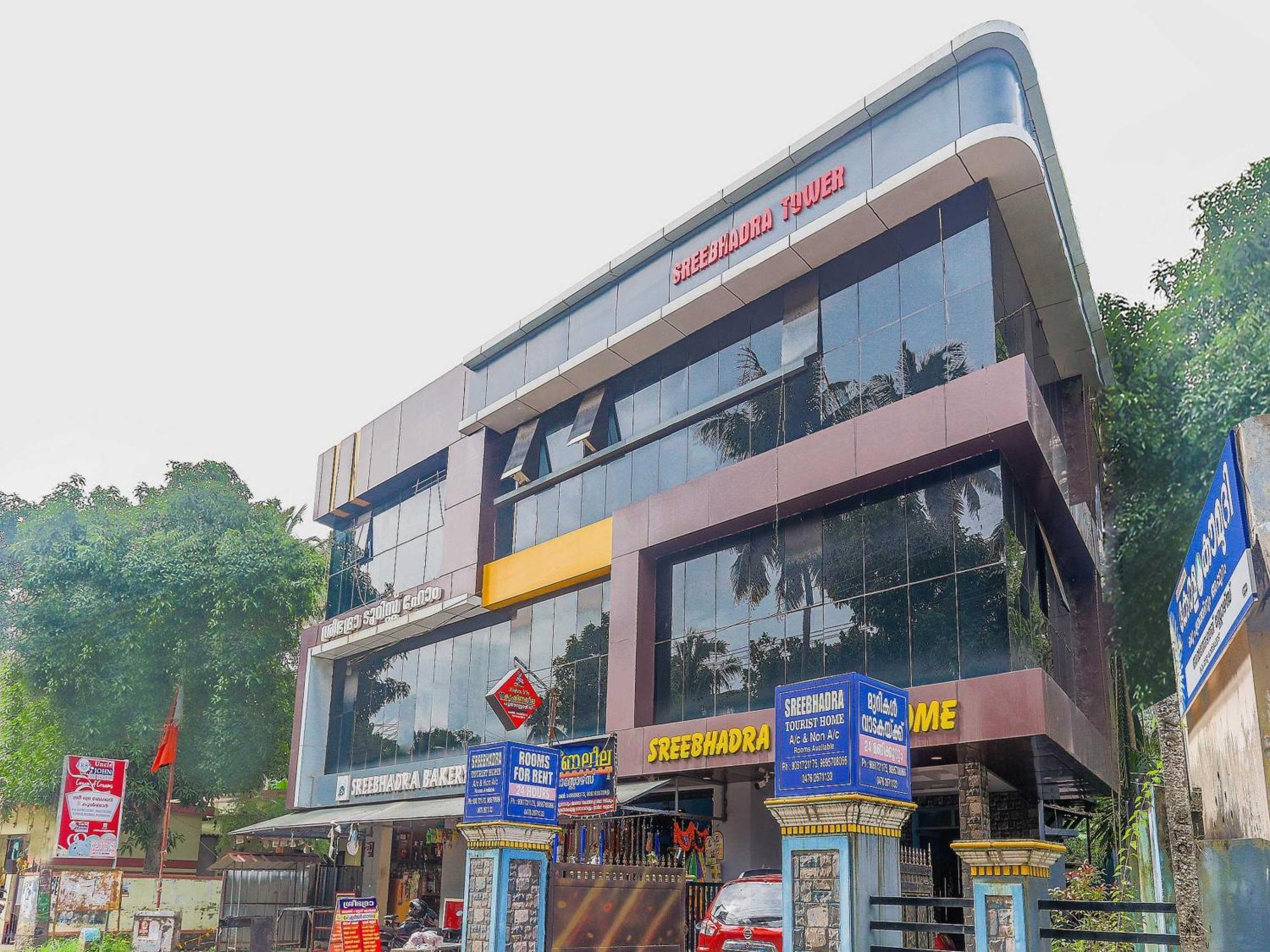 Hotel O Sree Bhadra Tourist Home Kollam Ngoại thất bức ảnh